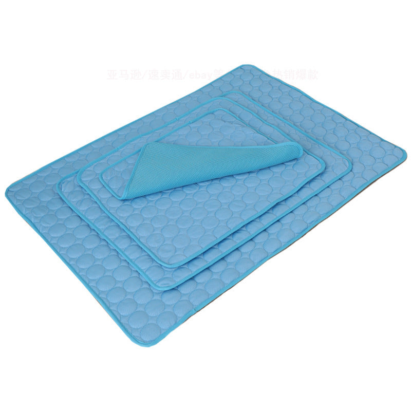 Cooling Pet Mat – Breathable Ice Silk Bed for Dogs & Cats, Multiple Sizes & Colors